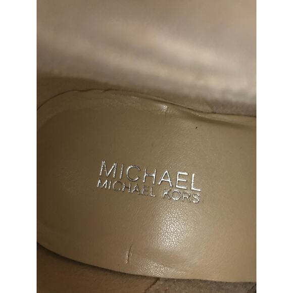 New Michael Kors Remi 9.5 Suede Light Khaki Beige Ankle Bootie Boots Stilettos - Picture 10 of 11